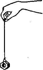 Гайка привязанная к нитке